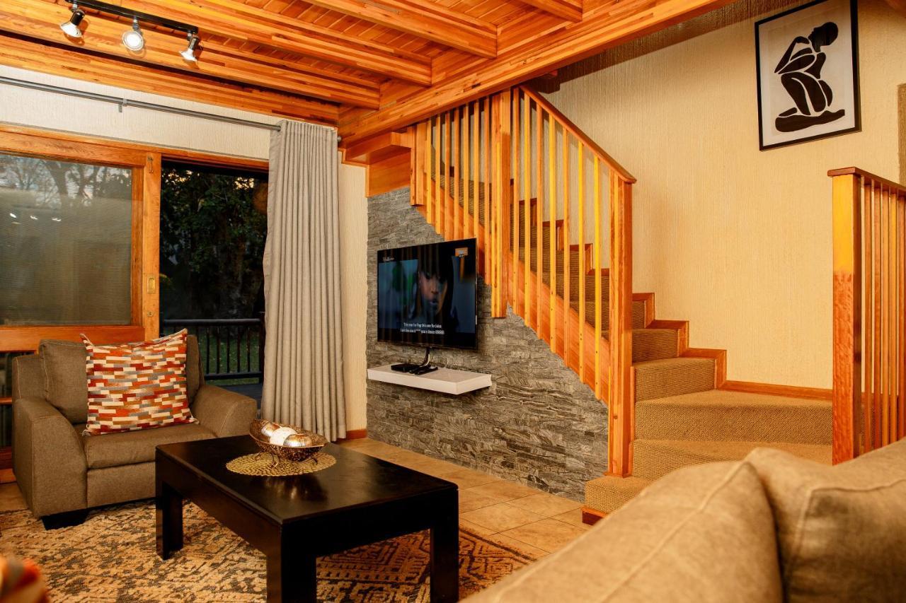 Inyamatane Luxury Lodge Хейзивью Экстерьер фото